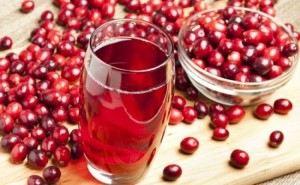 Tincture_of_cranberries_1-e1438332318377